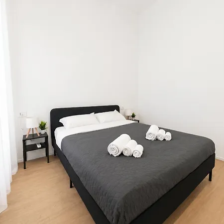 Marine Apartment *